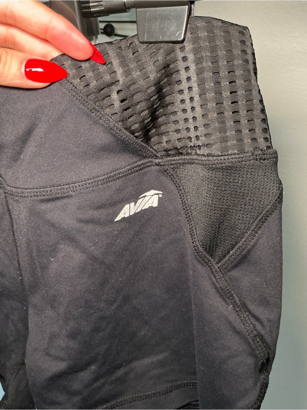 Avia Black Athletic Shorts Size XS 0-2 High Rise Compression Workout Shorts - Picture 3 of 4